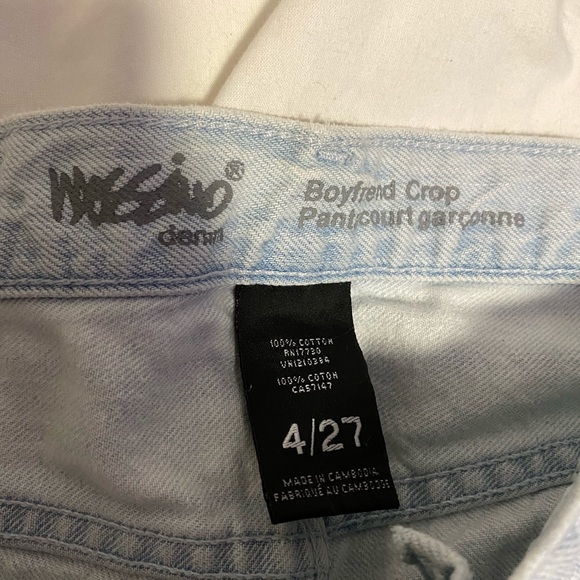 Distressed Boyfriend Jeans - Picture 3 of 3